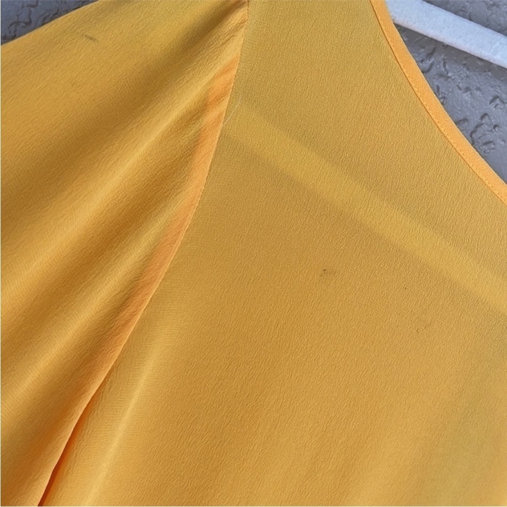 Lewit Silk Pleated Sleeve Blouse Yellow Keyhole Back Top M - Picture 10 of 10